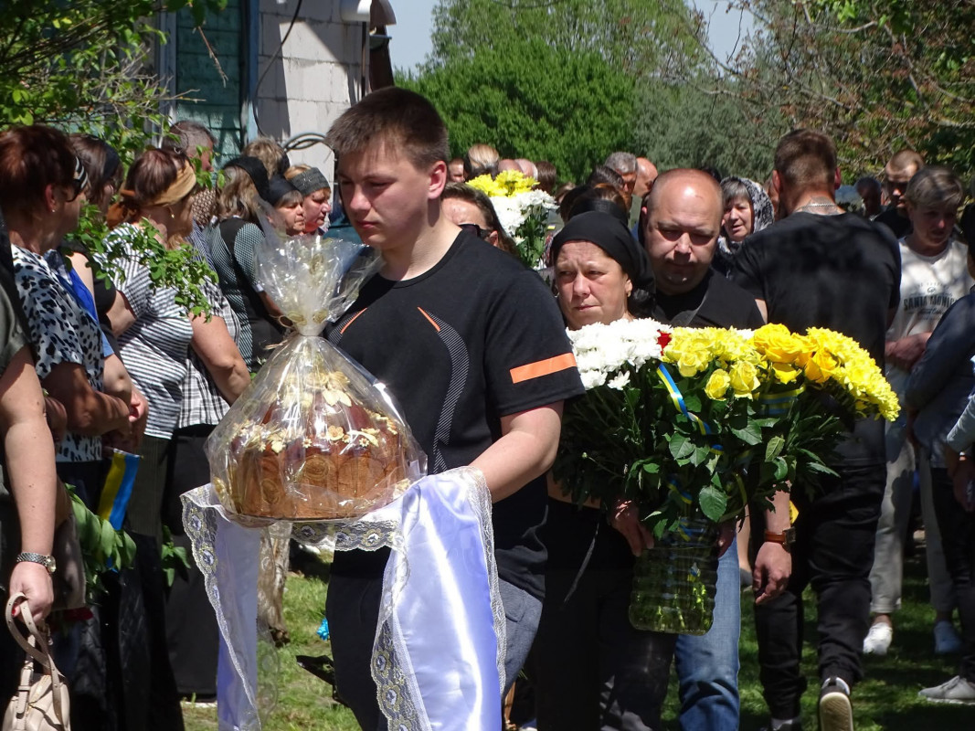 Загинув у Куп’янському районі внаслідок ворожого обстрілу: на Волині поховали Героя Олега Ковальчука