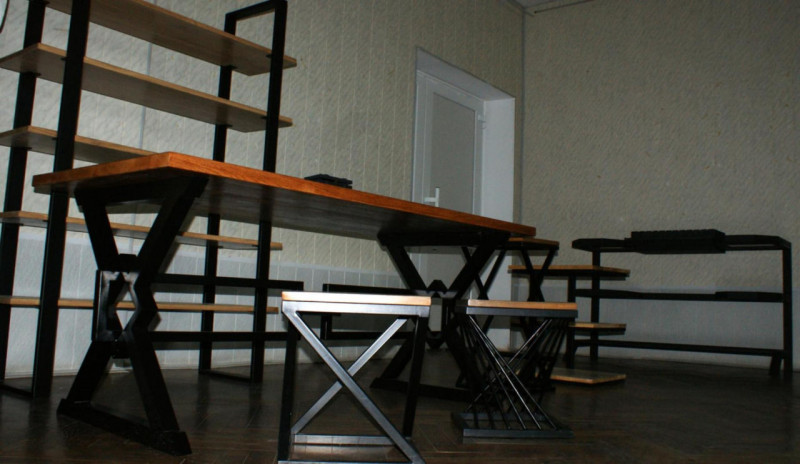 Від розвідника на фронті до майстра лофт-меблів: історія волинського воїна, який воює з 18 років