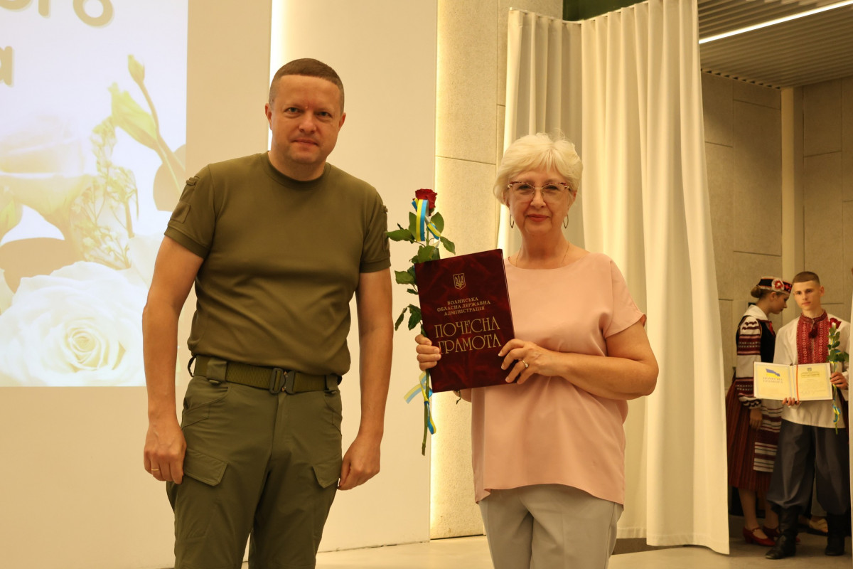 Відзнаки МОЗ й ОДА: медиків Волині привітали з професійним святом