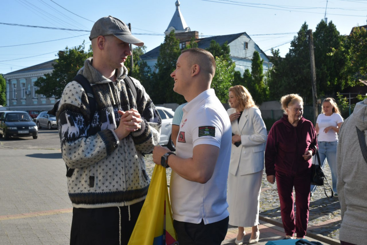 Діти загиблих Героїв та зниклих безвісти з Луцької громади вирушили на реабілітацію та відпочинок у США