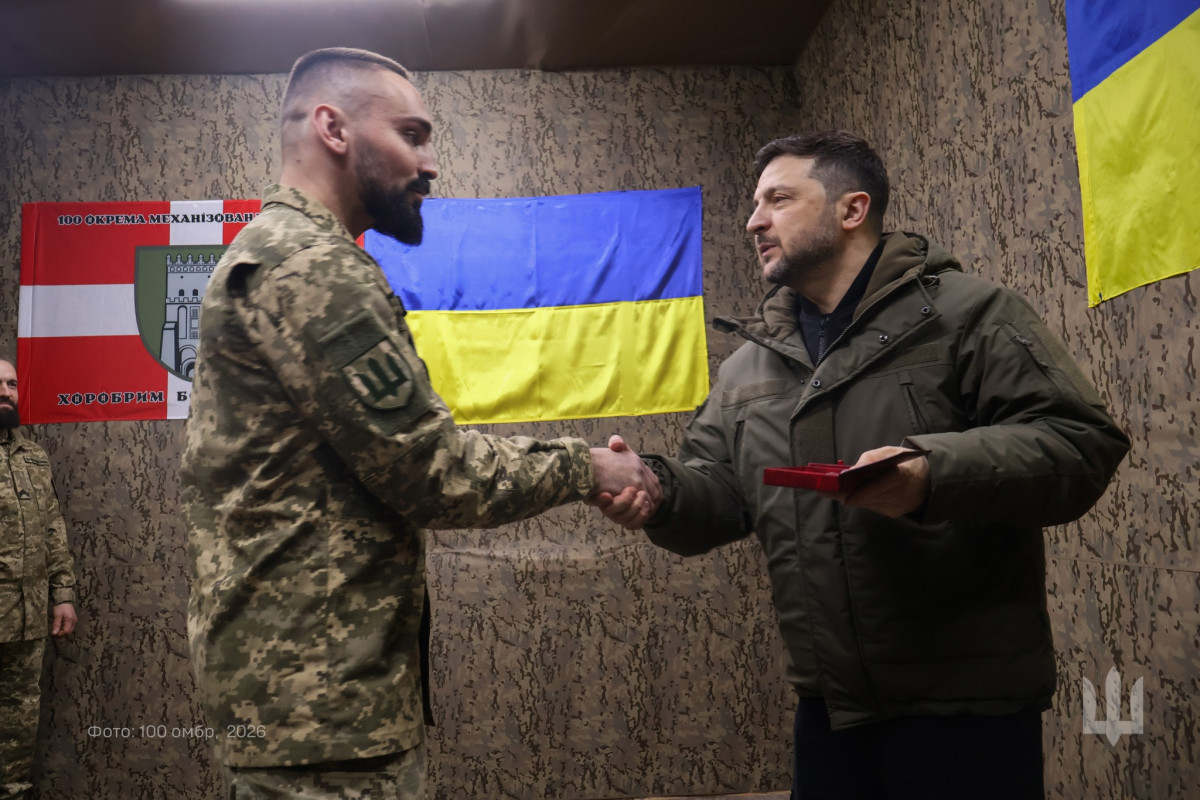 Зеленський вручив бойові нагороди воїнам легендарної 100-ї бригади