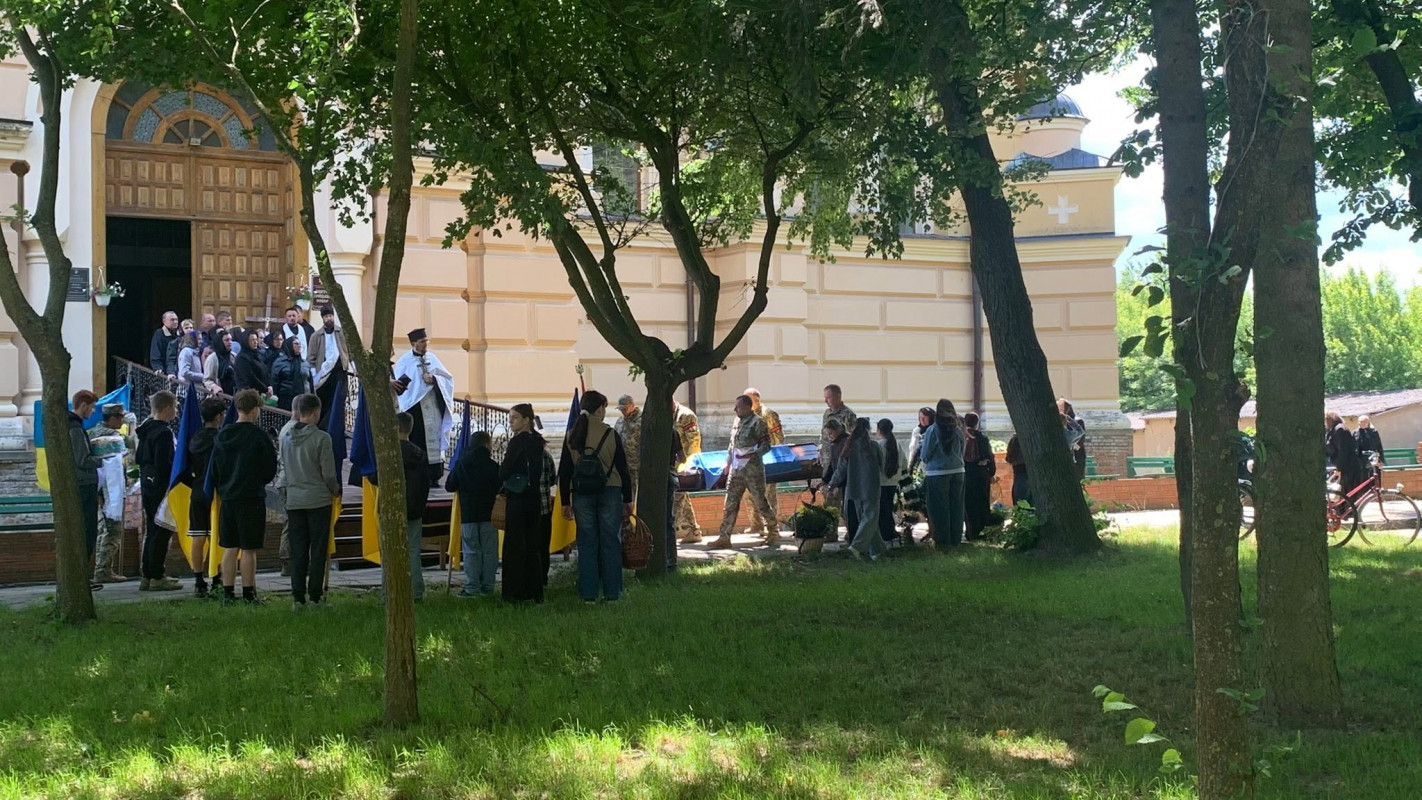 Загинув понад рік тому у Курській області: на Волині поховали Героя Віталія Борилюка