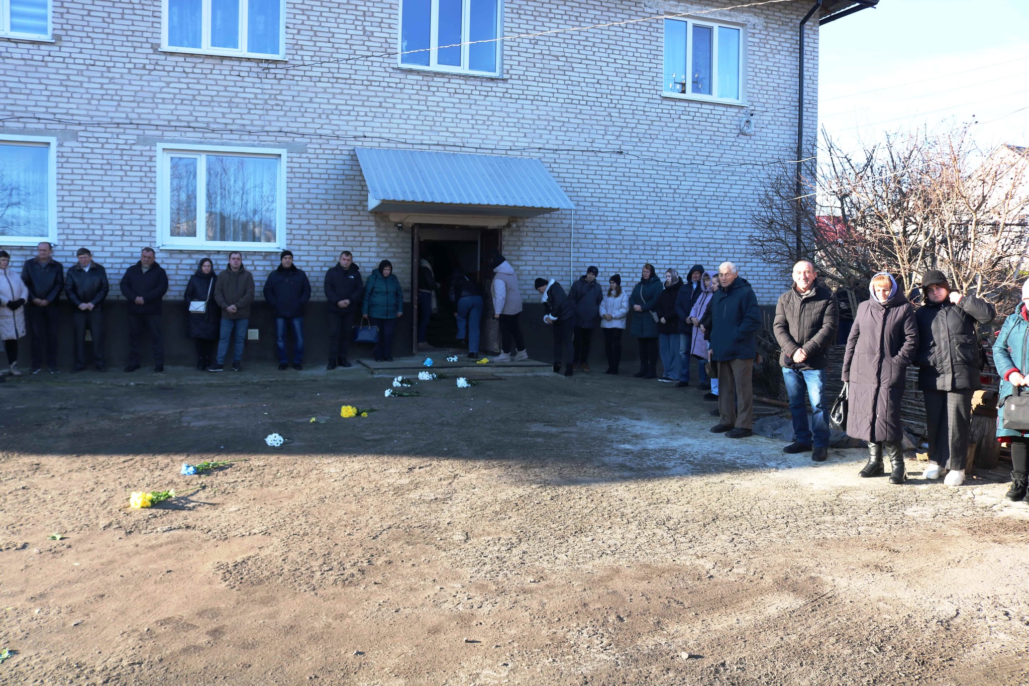 Спільна втрата для двох громад: на Волині попрощалися з полеглим воїном Валерієм Гриневичем