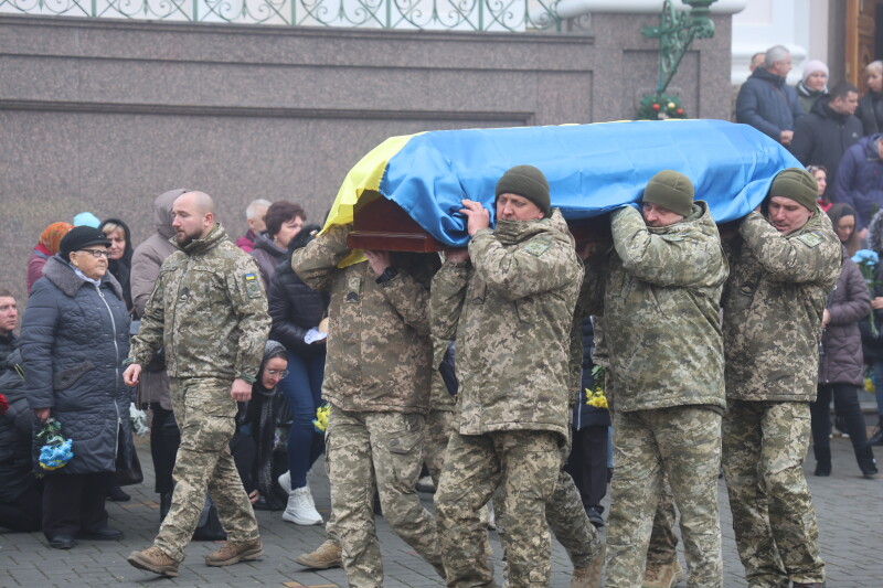 У Луцьку провели в останню путь 36-річного Героя Михайлом Миколайовичем Чернюком