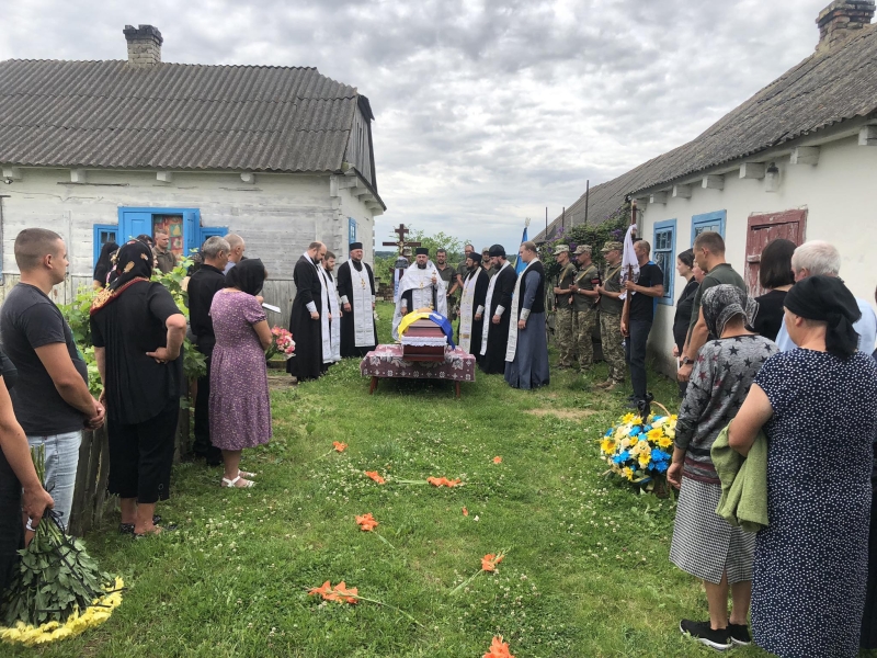 На Волині провели в останню дорогу полеглого за Україну Героя