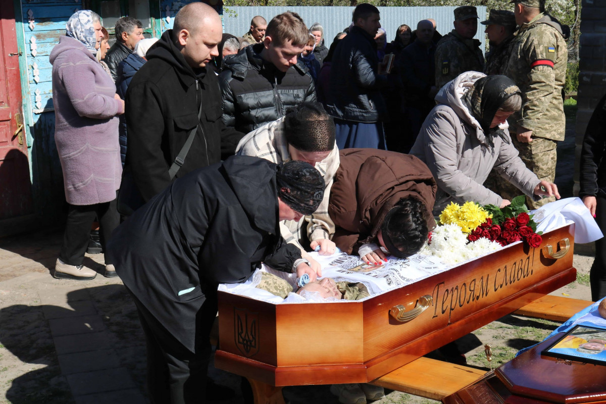 На Волині провели в останню дорогу захисника Івана Гутверта