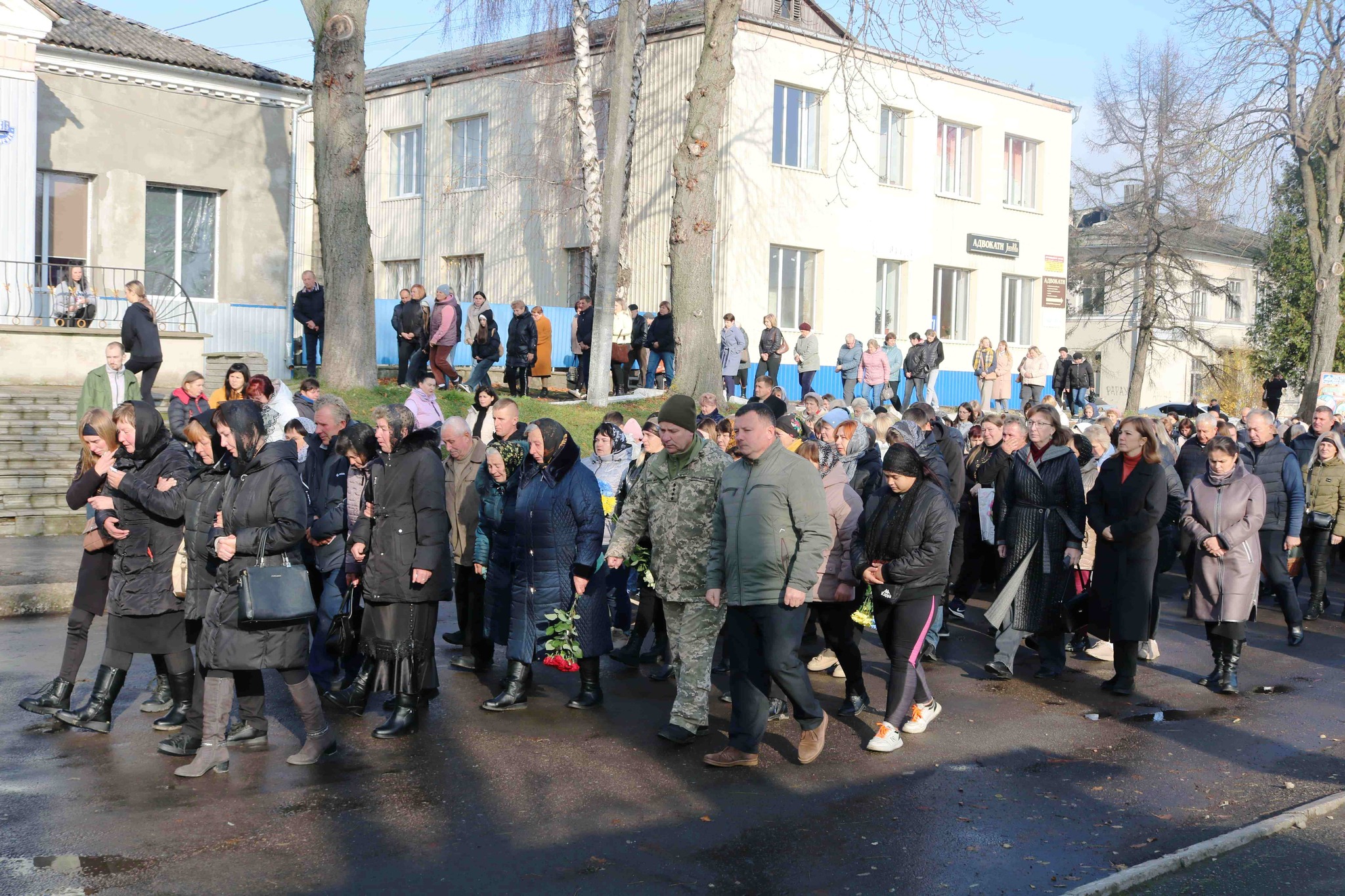 Маленька донечка втратила батька: на Волині попрощались з Героєм, який майже рік вважався зниклим безвісти