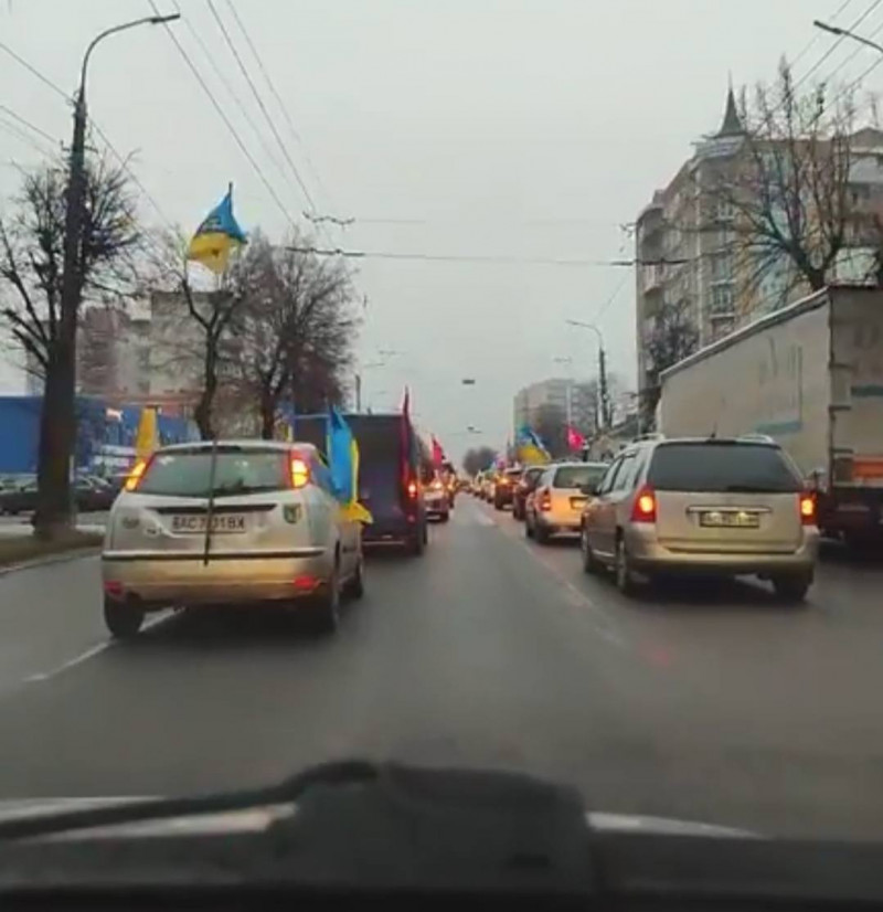 Довгий час вважався зниклим безвісти, однак, на жаль, дива не сталося: на Волині поховали молодого Героя Вадима Слєпцова