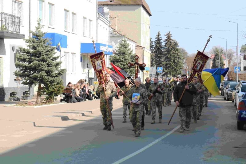 Громада на Волині провела в останню земну дорогу свого захисника Івана Шваївського