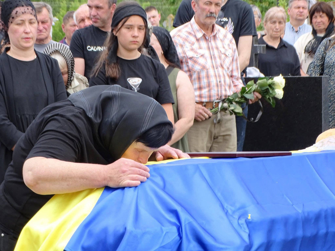 На Волині поховали 26-річного Героя Сергія Самолюка, який понад рік вважався зниклим безвісти