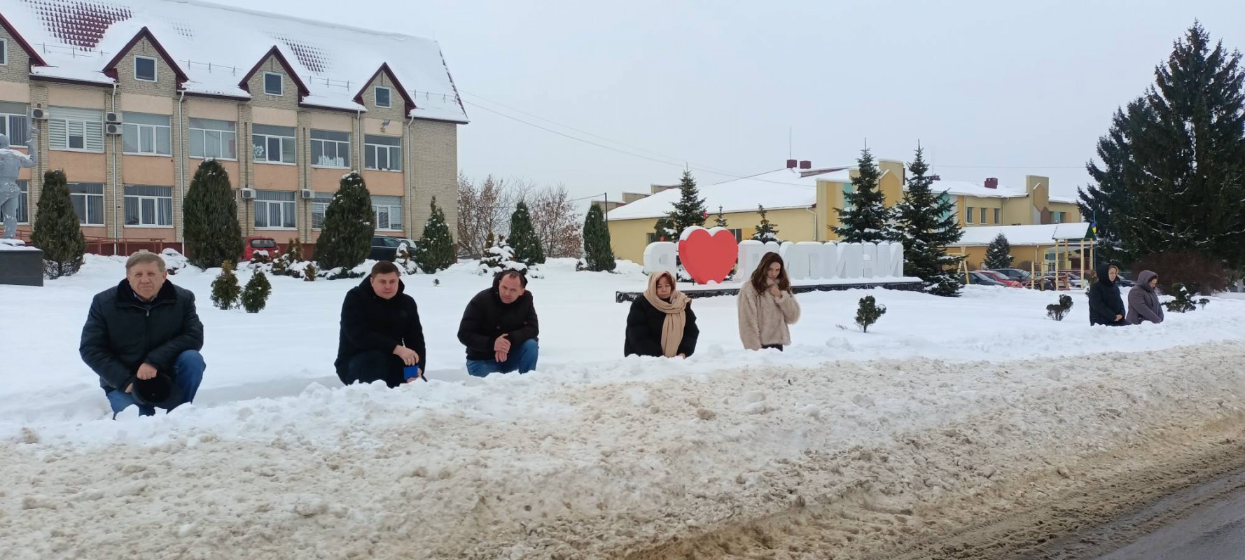 Серце зупинилося під час лікування: на Волині попрощалися з молодим військовослужбовцем Денисом Деркачем