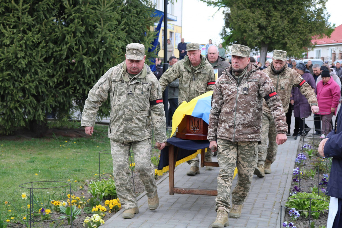 На Волині попрощалися із захисником Миколою Гундеричем