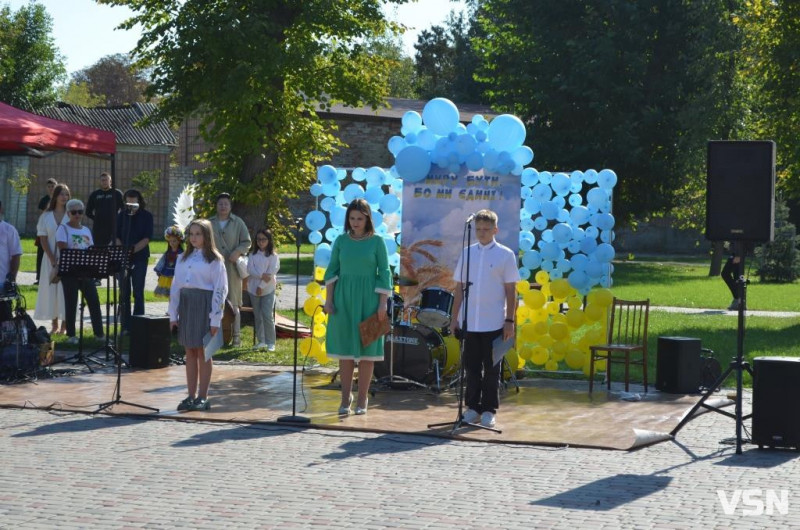 В місті на Волині на благодійному святі зібрали майже 150 тисяч гривень для ЗСУ. Фоторепортаж