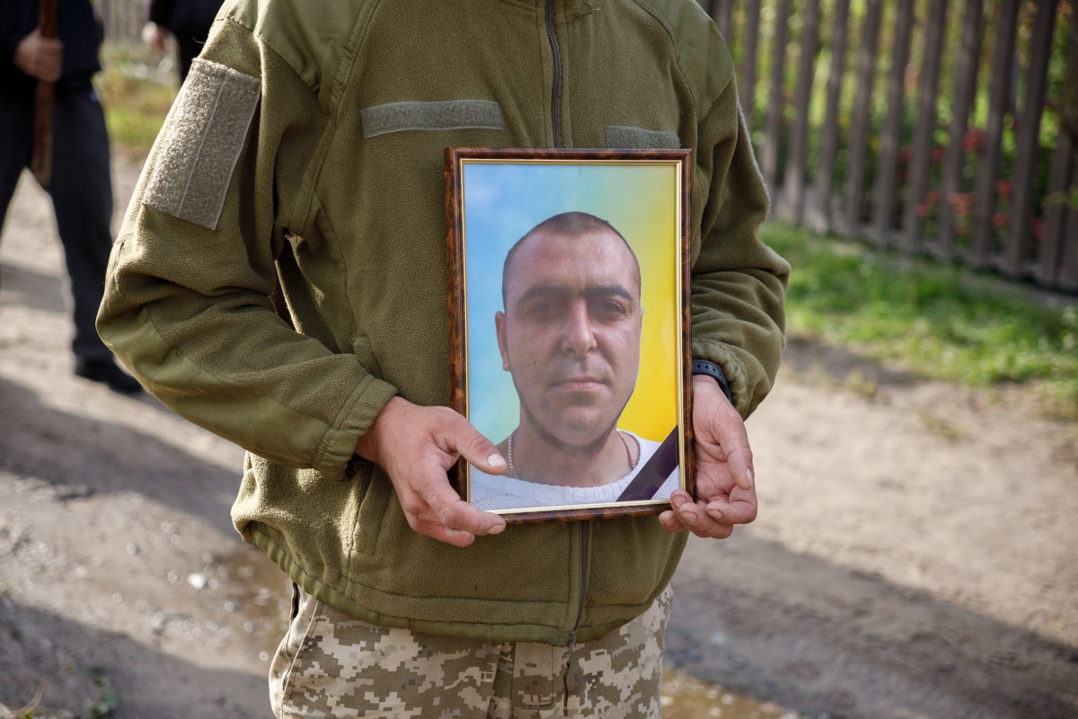 Загинув в бою за Україну: на Волині попрощалися з Героєм Олександром Синяговським