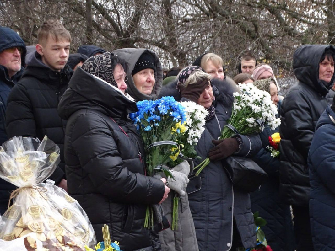 Йому назавжди 24: на Волині попрощалися з Героєм Богданом Ігнатюком