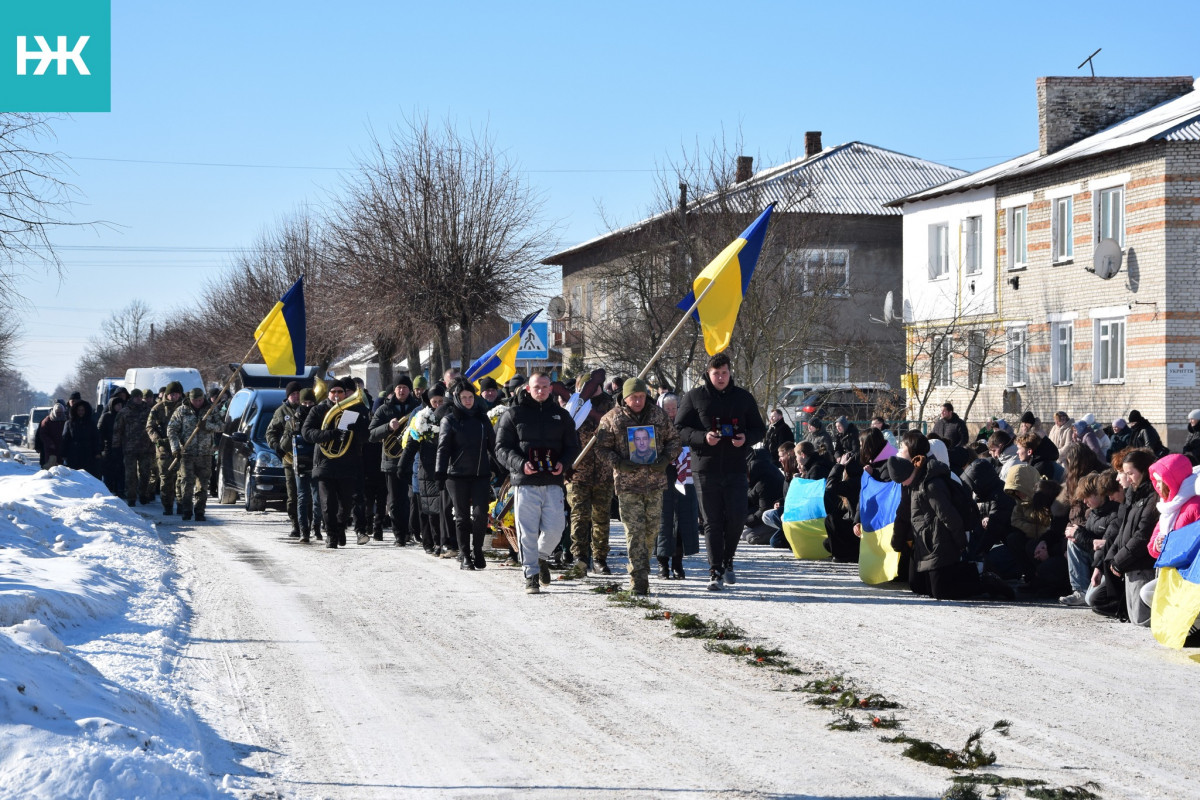 Осиротіли донечка і син: на Волині попрощалися із 43-річним Героєм Віктором Веремійчиком
