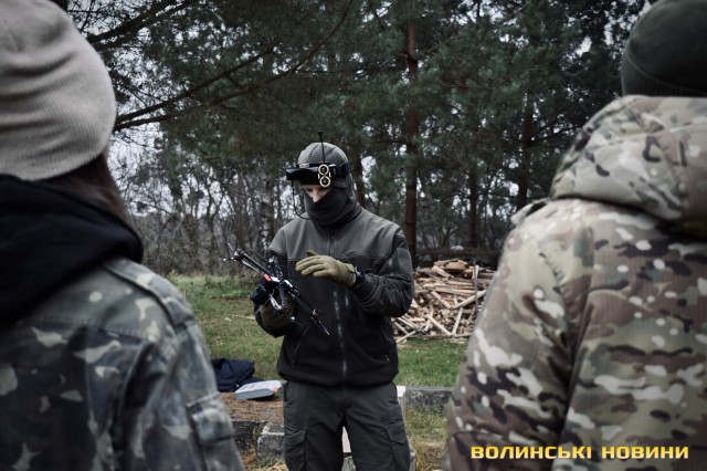 Зачистки, такмед і БПЛА: на Волині бригада Богуна проводить навчання для цивільних