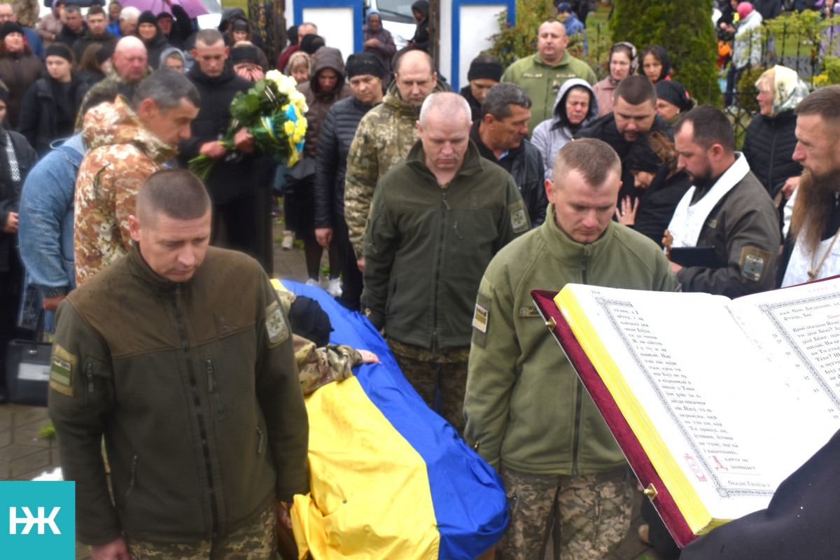Мав святкувати весілля – натомість його провели в останню путь: на Волині попрощались з Героєм Владиславом Зуськом