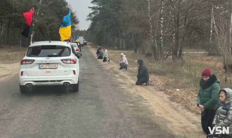 Осиротіли донечка і син: «на щиті» востаннє додому повернувся Герой з Волині Сергій Челяда