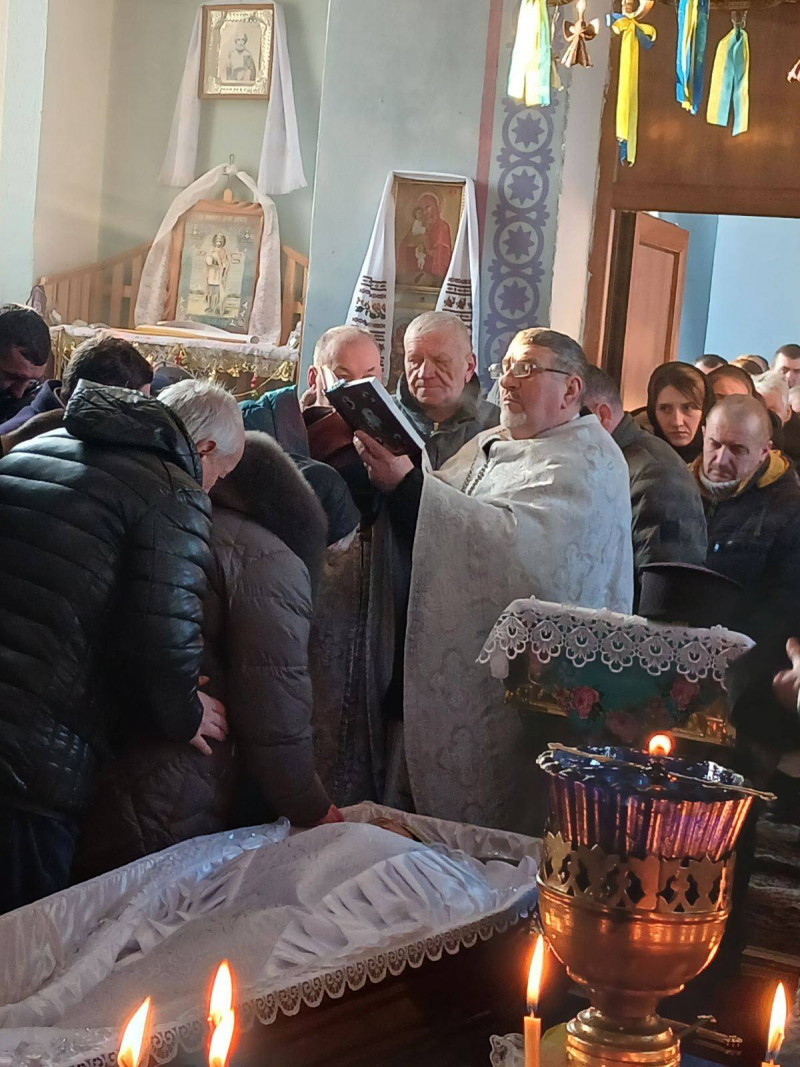 Приїхав у відпустку і серце зупинилося уві сні: на Волині поховали молодого захисника Ігоря Трохимчука