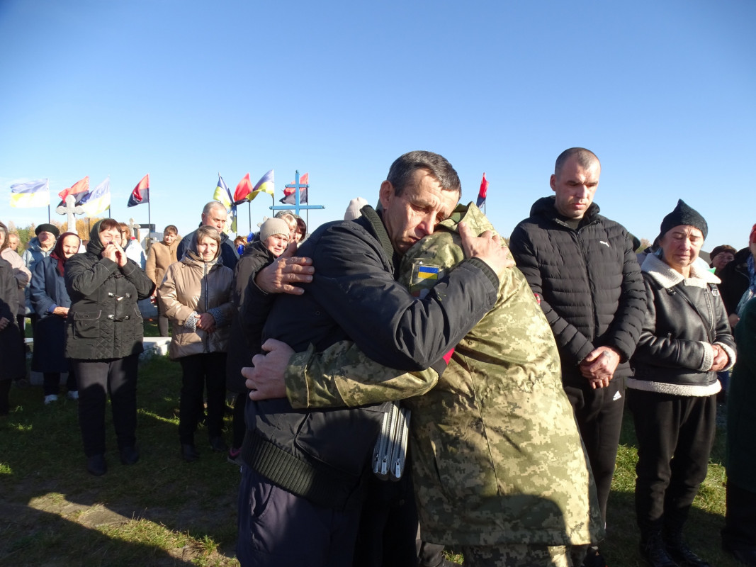 Загибель підтвердила ДНК-експертиза: на Волині віддали шану захиснику, який довгі місяці вважався зниклим безвісти