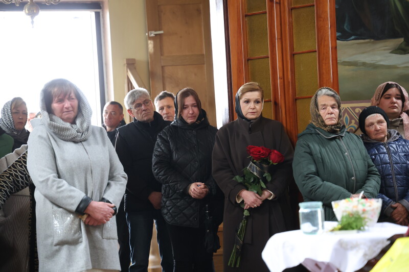 Загинув понад рік тому: у Луцькій громаді поховали 30-річного воїна Андрія Бондаря