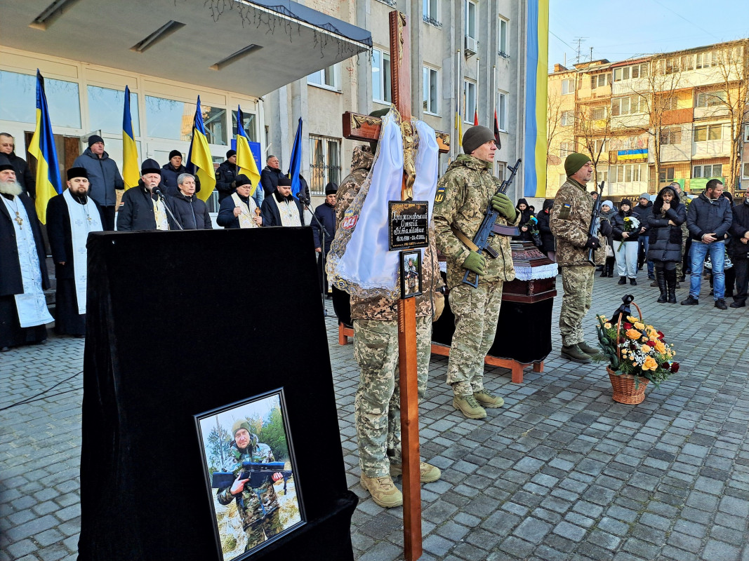 Народився в Росії, але життя віддав за Україну: на Волині попрощалися з Героєм Олексієм Крижановським