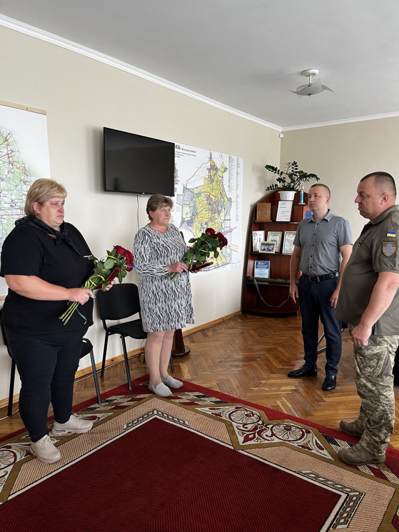 Мав іти на ротацію, але не встиг: сім'ям двох Героїв з Волині вручили посмертні нагороди воїнів