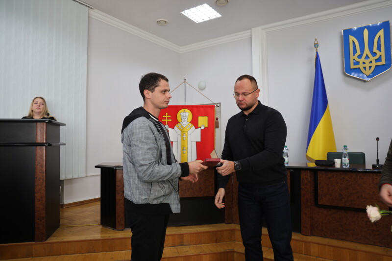 За мужність: десятьох воїнів з Луцької громади посмертно нагородили орденами
