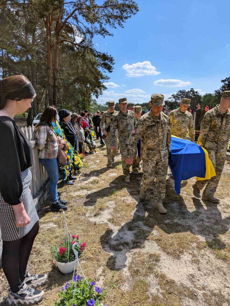 У громаді на Волині попрощалися з військовим Юрієм Шевчуком