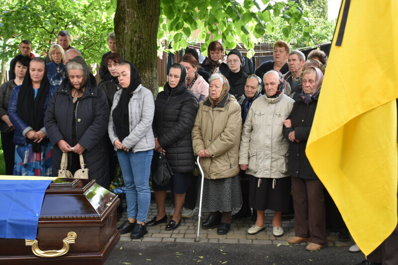 У Луцьку в один день прощалися з трьома Героями - Сергієм Кравченком, Андрієм Крачуновим та Олексієм Каплуном