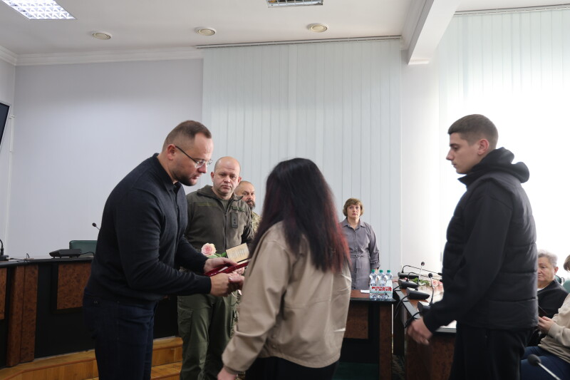 За мужність: десятьох воїнів з Луцької громади посмертно нагородили орденами