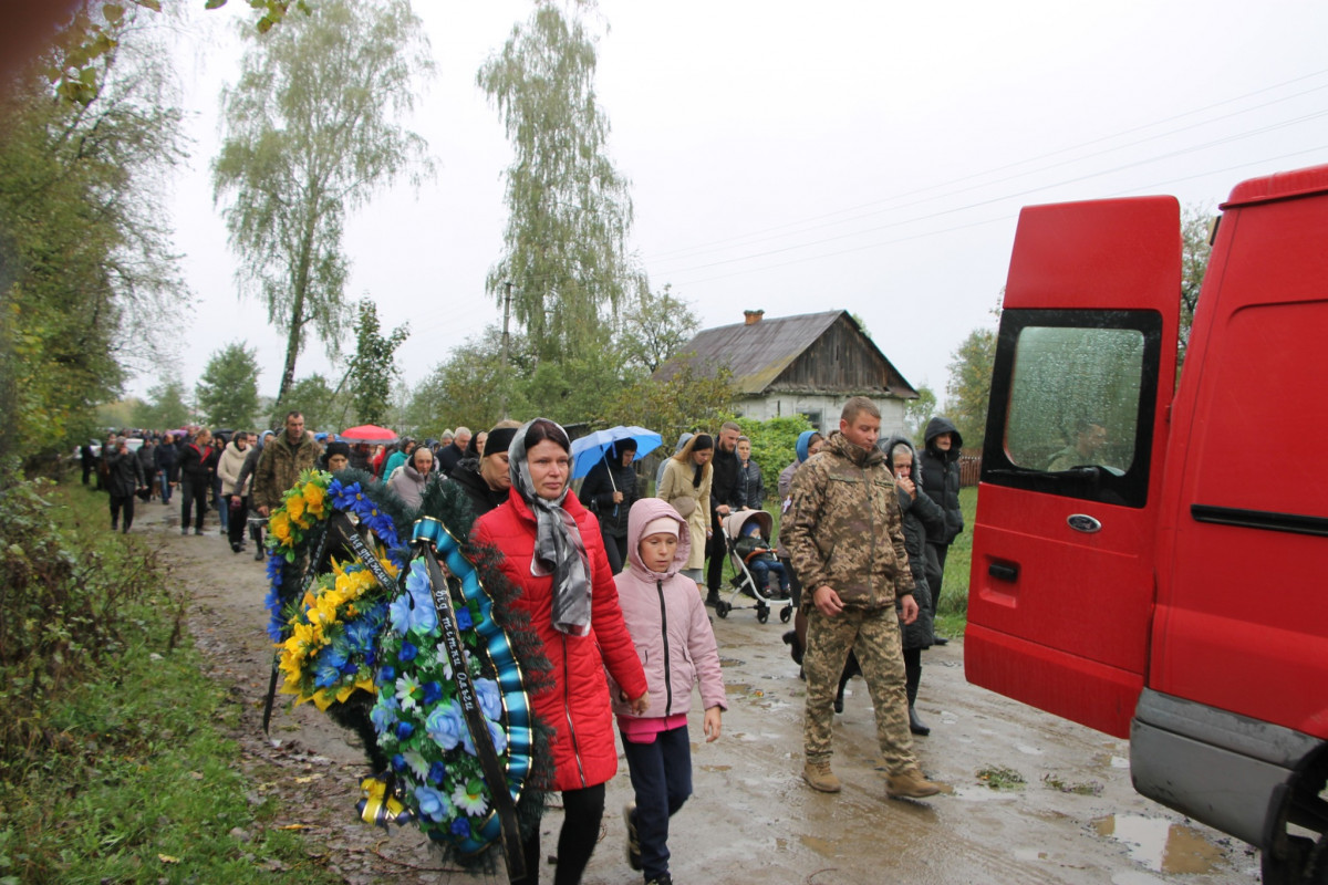 Загинув у полоні: волиняни провели до місця вічного спочинку воїна Ярослава Гарбара