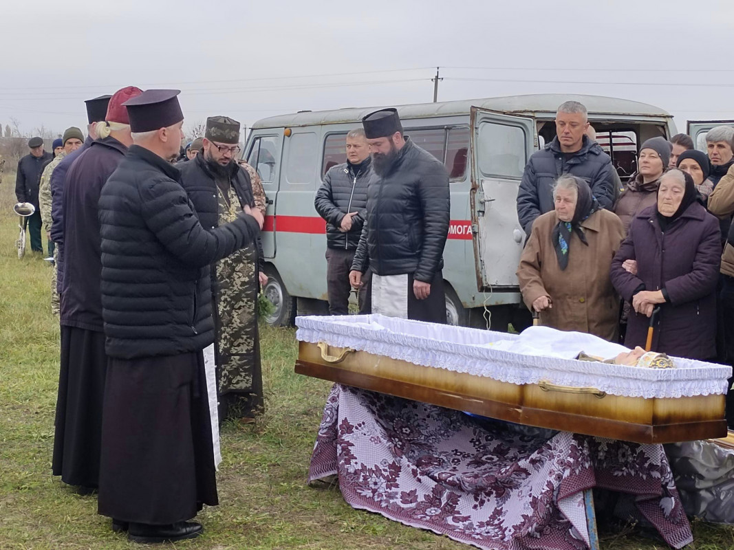 Заручився з коханою за кілька місяців до загибелі: на Волині попрощалися із 25-річним Героєм Андрієм Федоруком