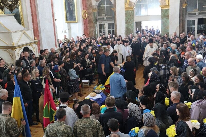 На Волині попрощалися з Героями Олександром Махновцем та Валерієм Максимчуком