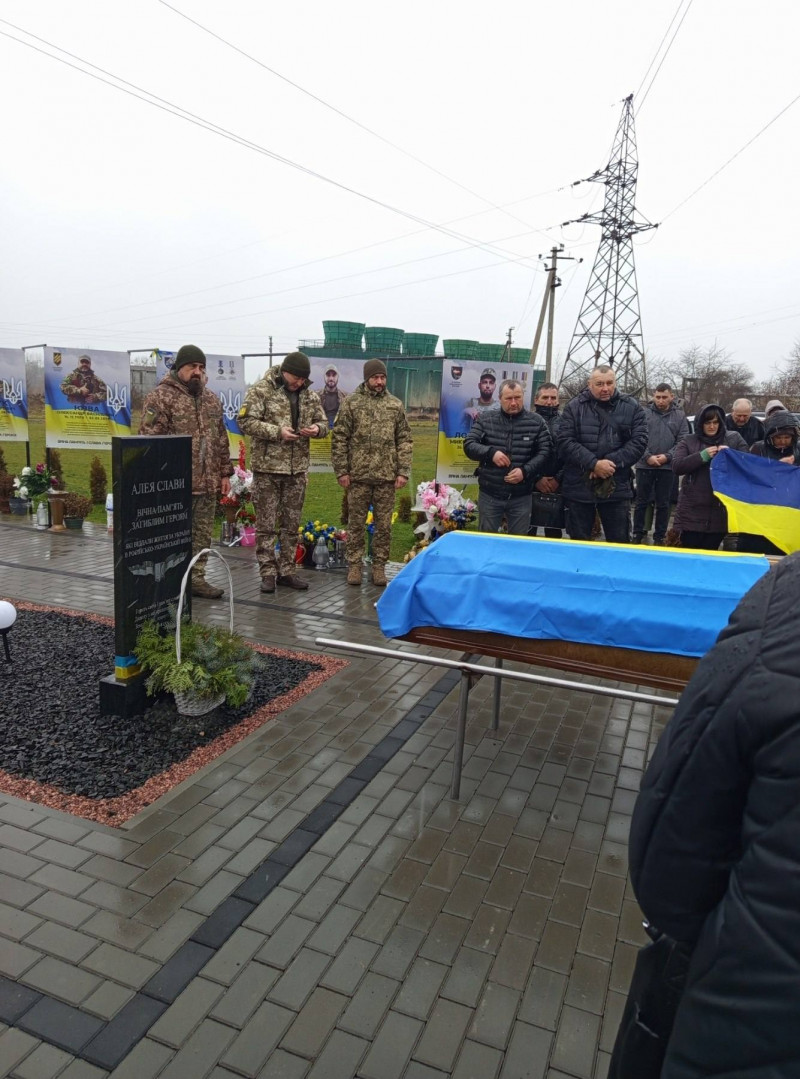 Серце зупинилося на Донеччині: на Волинь «на щиті» повернувся Герой Володимир Баглай