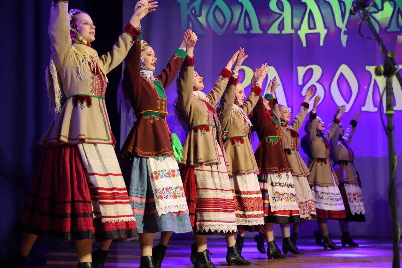 Світло Різдва в час війни: у Луцьку відбувся благодійний концерт на підтримку ЗСУ