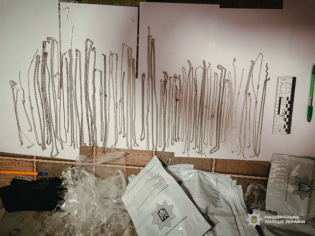 Мав проблеми із законом, пішов служити, а нині - у СЗЧ: на Волині чоловік обікрав ювелірний магазин