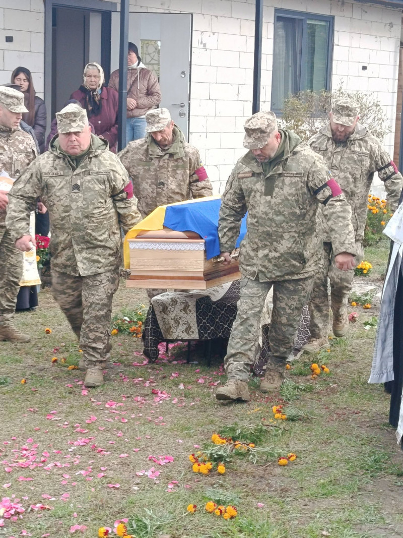 Назавжди 30: на Волині попрощалися із захисником Романом Гілем, якого вважали зниклим безвісти
