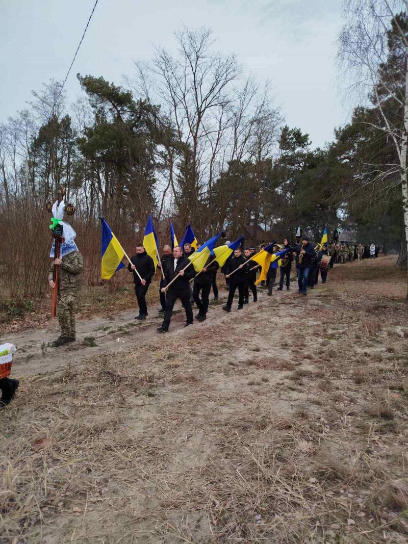 Взірець мужності та незламності: на Волині провели в останню дорогу відважного Героя Івана Дзьобана