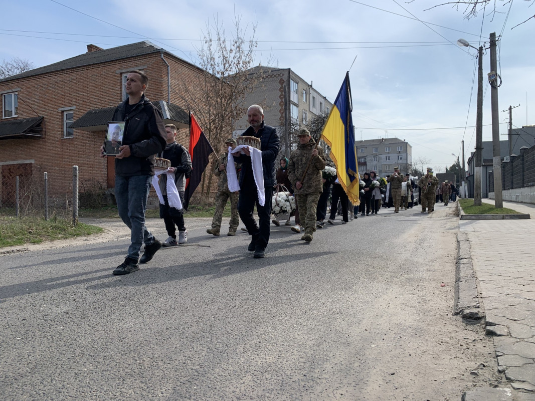 Герою навіки 25: на Волині попрощалися з Максимом Мурашком, який загинув на Курщині у листопаді 2024 року