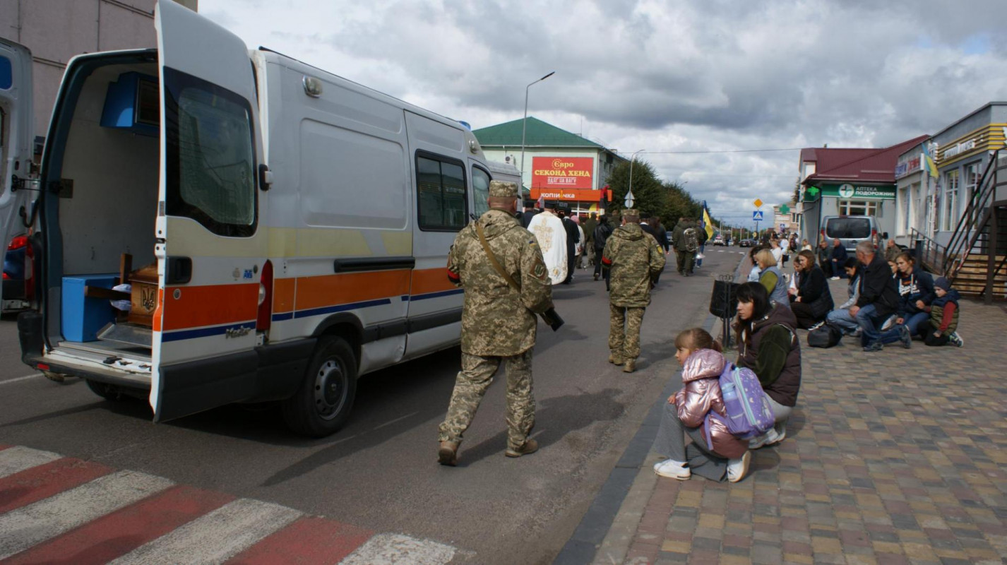 Пройшов війну, пережив ампутацію і будував плани на майбутнє: на Волині поховали 25-річного захисника