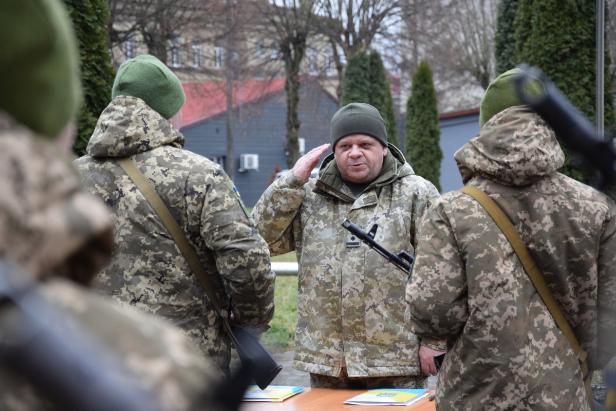 Наймолодшому - 19 років: новобранці Волинського прикордонного загону склали військову присягу