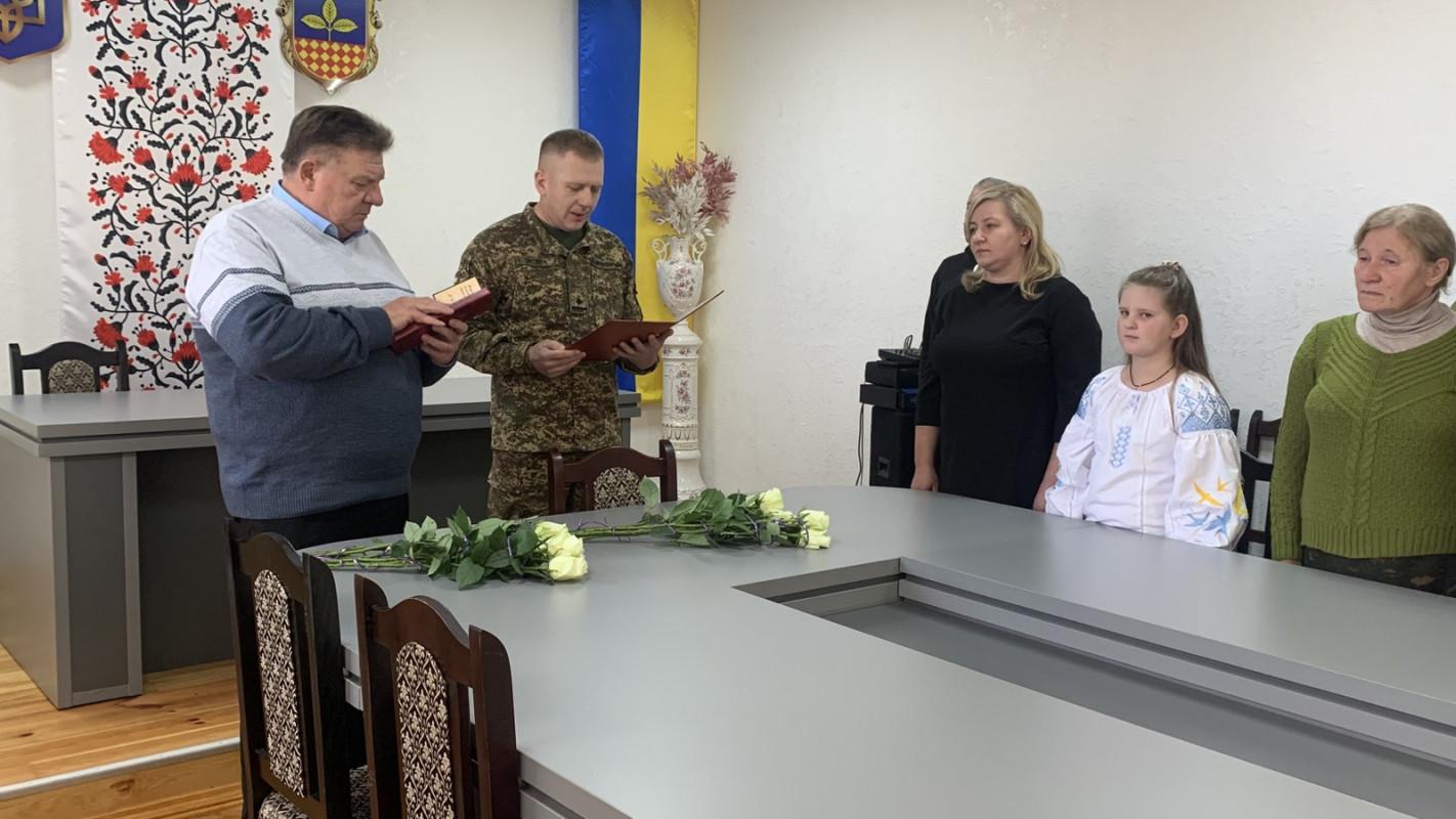 Загинули за Україну: на Волині дітям полеглих Героїв вручили посмертні нагороди