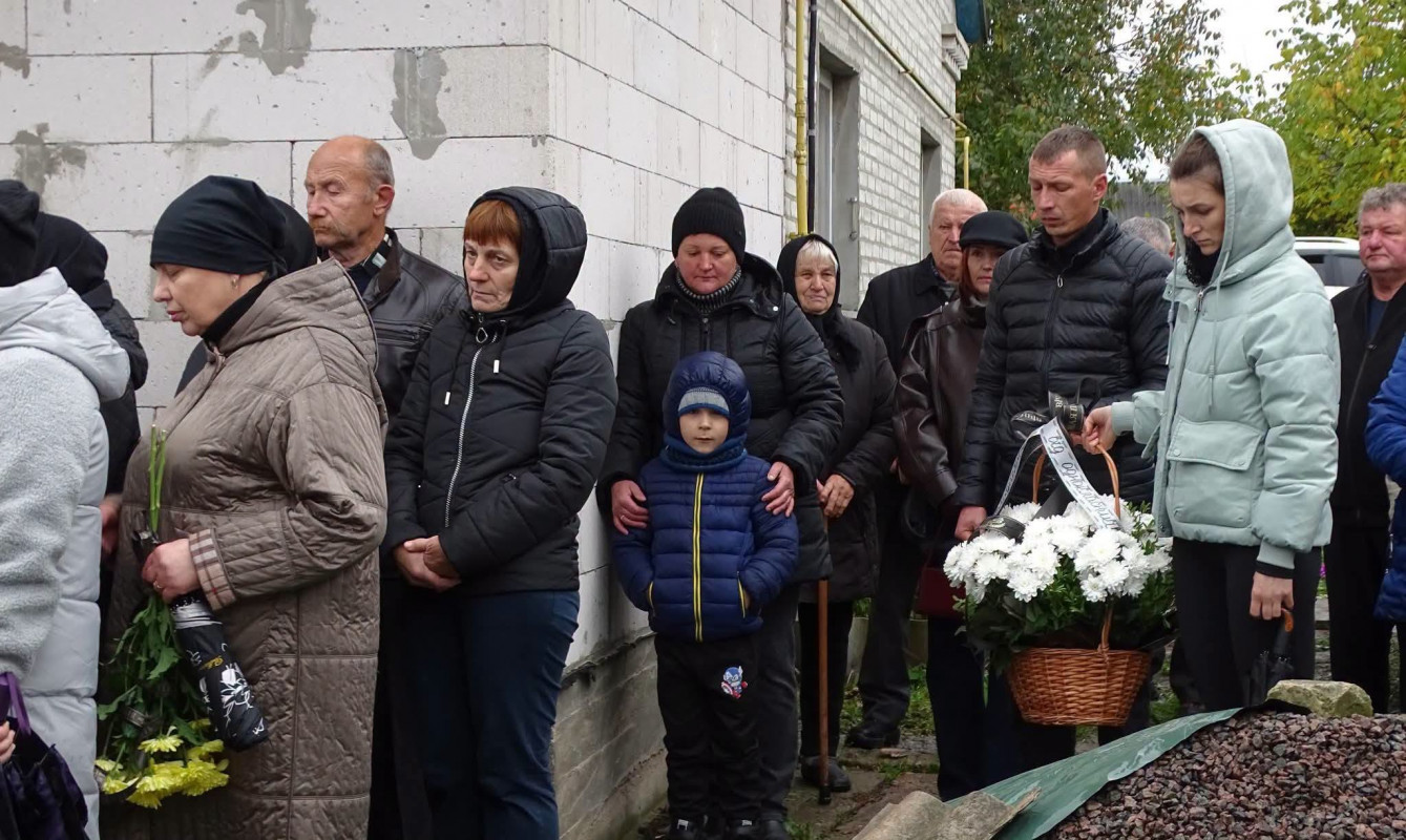 Серце раптово зупинилося у 29 років: на Волині провели в останню путь молодого захисника Владислава Косюка