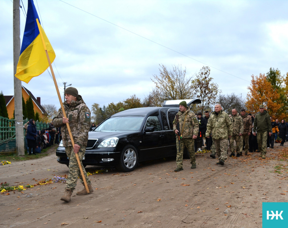 З перших днів вторгнення боронив Україну: на Волині попрощались з кавалером орденів «За мужність» Василем Петриком