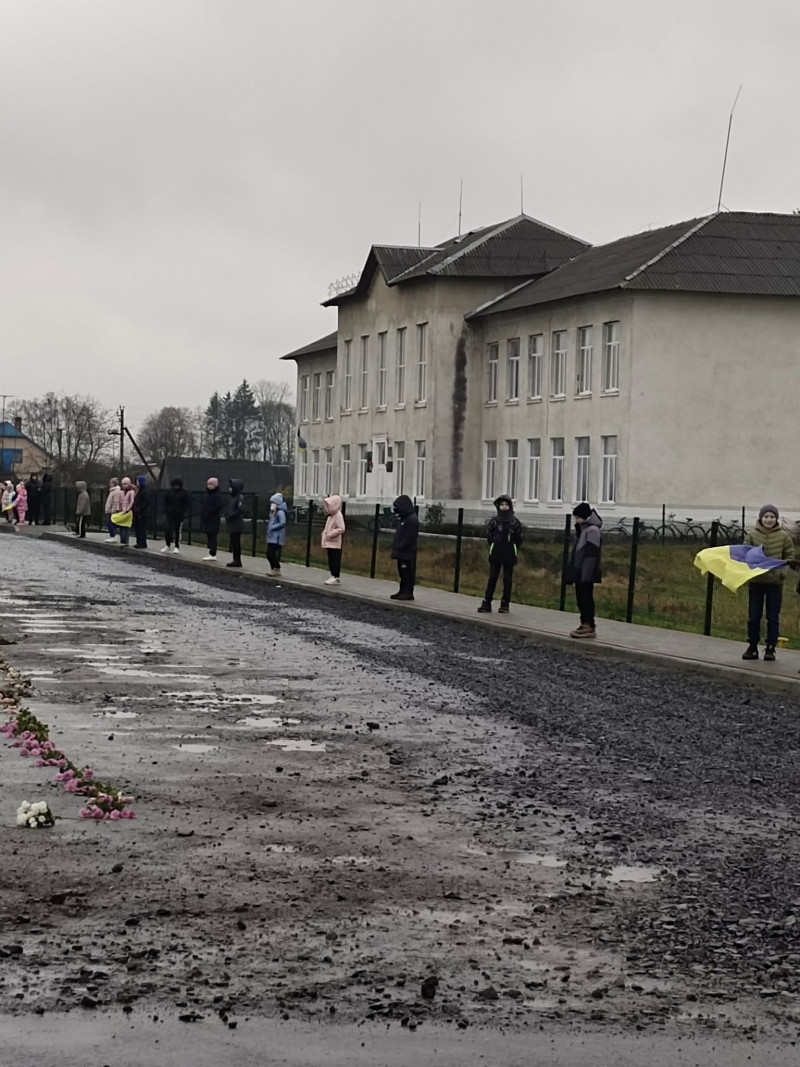 В останню дорогу з Молитвою українського націоналіста: волиняни попрощалися з Ярославом Садом