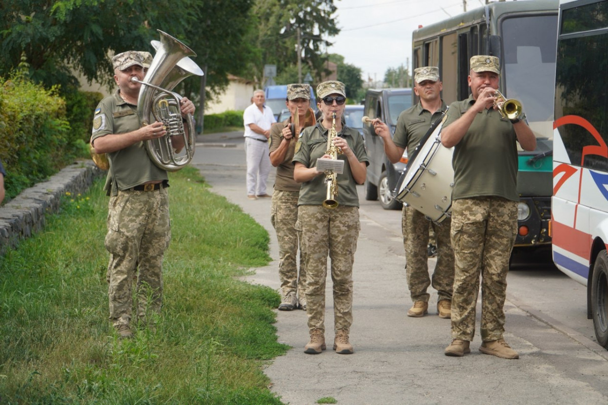 Йому було лише 26 років: на Волині попрощалися з молодшим лейтенантом Артуром Кушніром