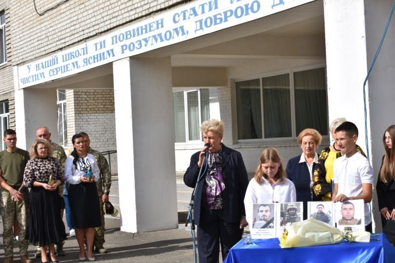 У селищі на Волині відкрили меморіальні дошки на честь загиблих воїнів ЗСУ