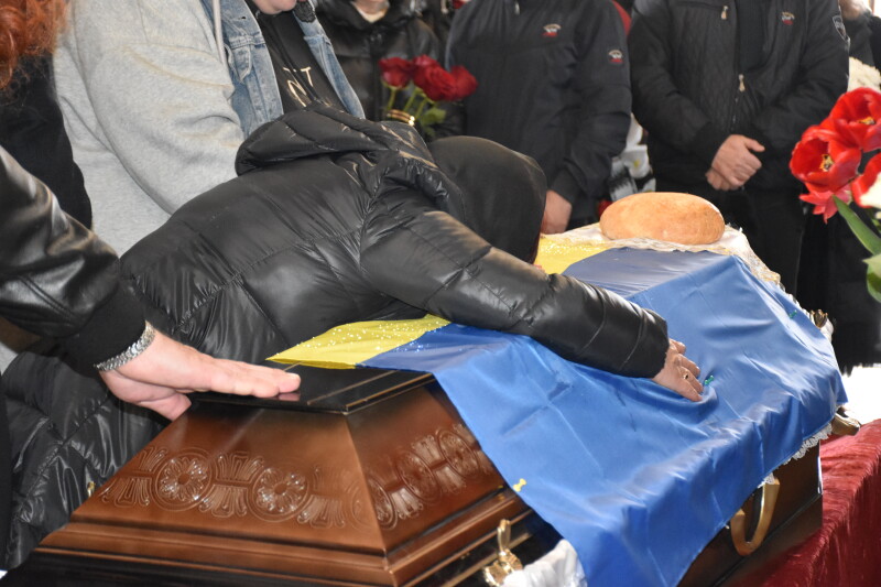 Загинули у 2024 році: у Луцьку попрощалися із двома Героями — Валентином Кравцем та Максимом Діковим